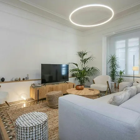 Heart Of The Apartment *